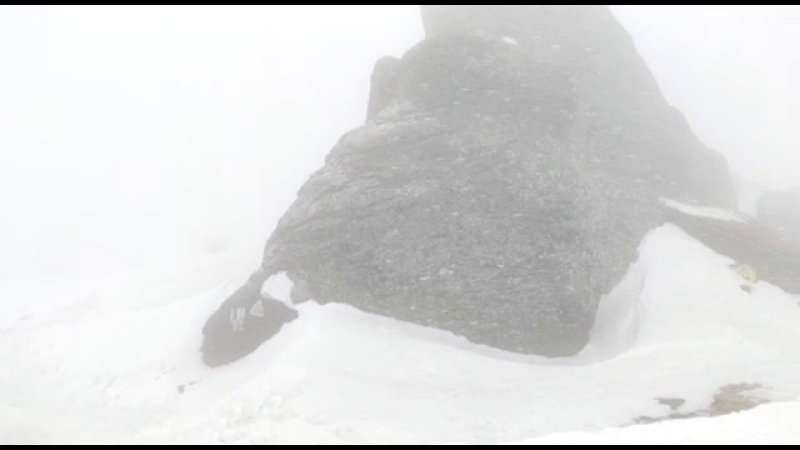 Schimbări dramatice de vreme: viscol și ger la munte, drumarii intervin să curețe zăpada