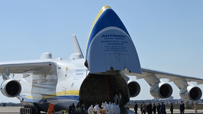 Cea mai mare aeronavă din lume a adus echipamente medicale în Ucraina din China - 4