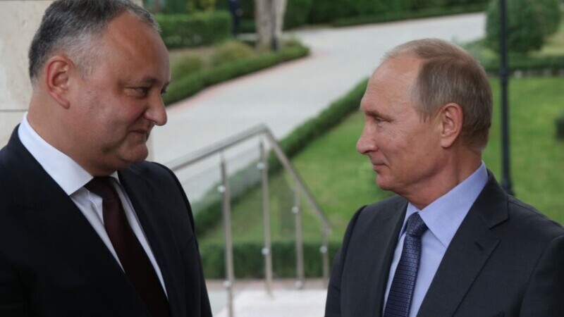 Igor Dodon anunță că Vladimir Putin a decis să doneze R. Moldova 180.000 de doze Sputnik V. Care a fost condiția