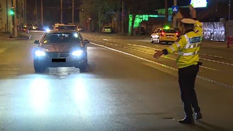 Razie de amploare în București. 15 șoferi au rămas fără persime de conducere