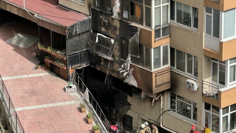 Cel puţin 15 oameni au murit într-un incendiu la Istanbul