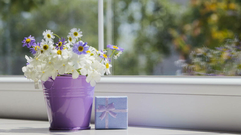 Floriile 2025: Mesaje și urări