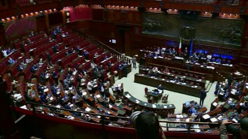 parlament italian