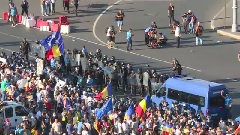 Protest in Piata Victoriei, 10 august