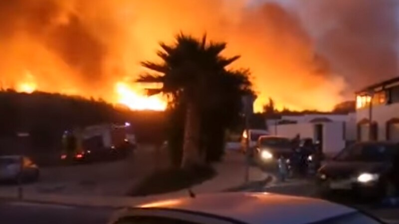 Incendiu uriaș în stațiunea Marbella