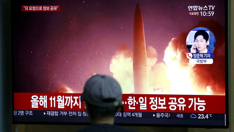 Coreea de Nord a lansat 2 rachete balistice în Marea Japoniei