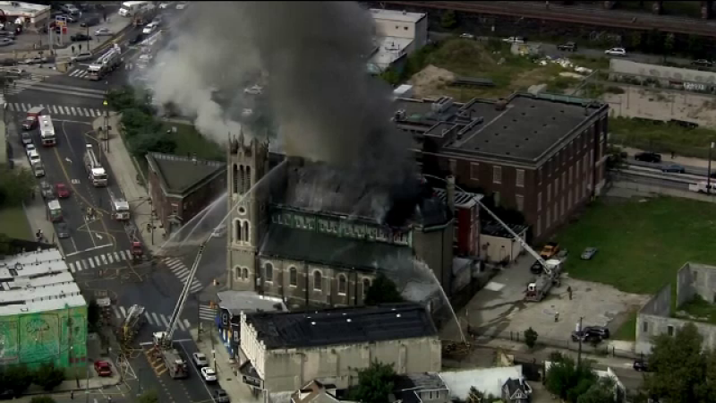 Incendiu la catedrala din Philadelphia