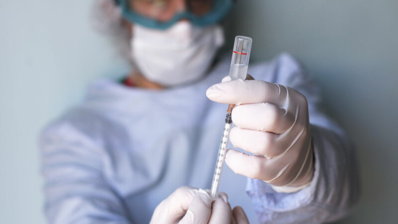 Rusia începe o campanie de vaccinare în masă împotriva coronavirusului