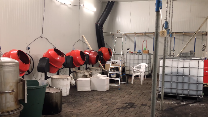 VIDEO. Cel mai mare laborator de cocaină din Olanda. Producea peste 200 kg zilnic