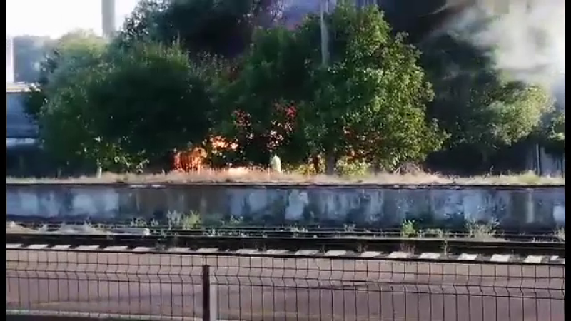 Incendiu puternic în apropiere de Gara Vaslui. O tragedie, evitată în ultima clipă