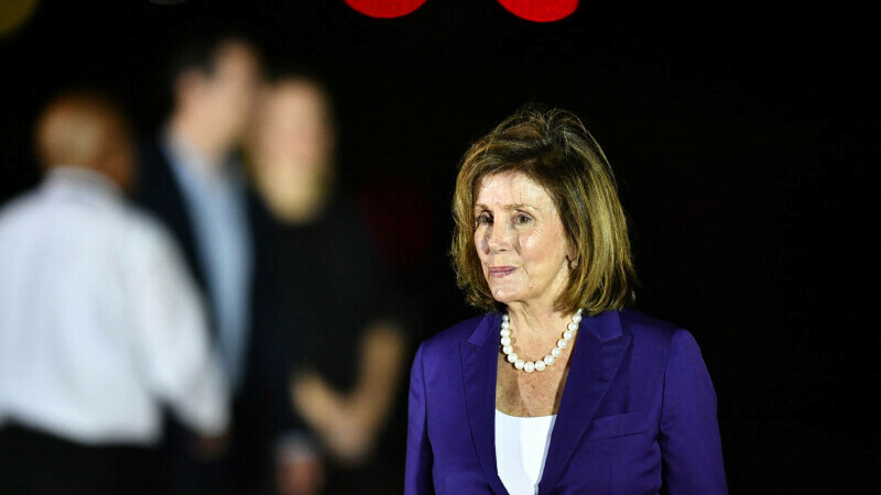 nancy pelosi japonia - 2