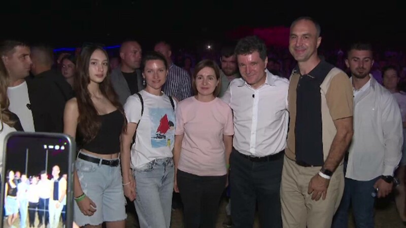 nicusor dan si maia sandu