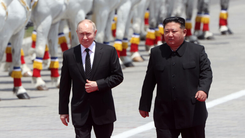 Kim Jong-un și Vladimir Putin