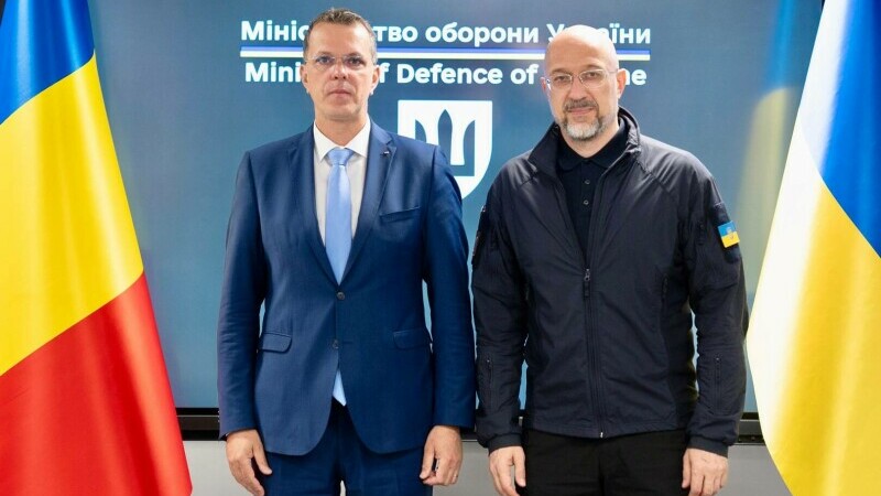 Ionut Mosteanu, Denîs Șmîhal