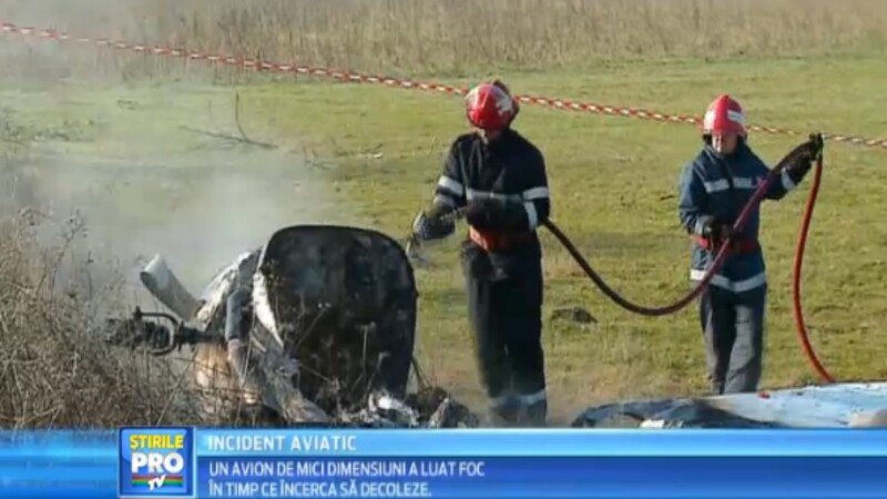 Un avion de mici dimensiuni a luat foc in timp ce incerca sa decoleze