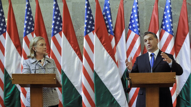 Hillary Clinton, Viktor Orban