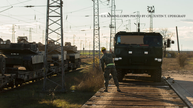 echipament militar american transportat in Romania