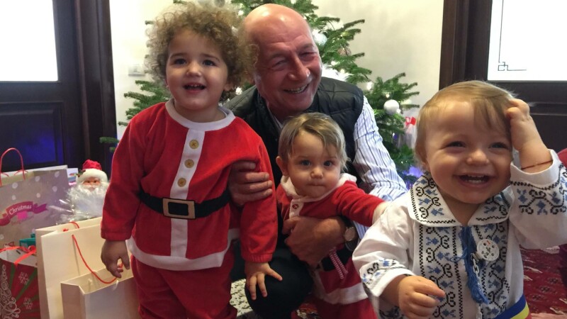 Traian Basescu si cei trei nepoti