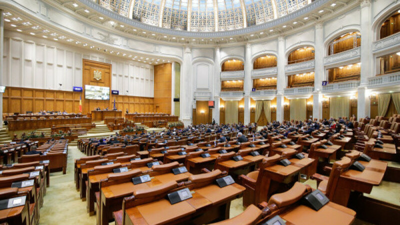 Statutul magistraților a fost modificat de senatorii PSD-ALDE