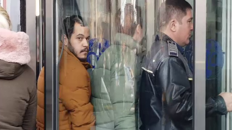 Israelianul care a înjunghiat 2 femei, în București, a fost dus la DIICOT