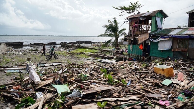 Cel puțin 16 morți în Filipine în ziua de Crăciun, în urma taifunulu Phanfone - 7