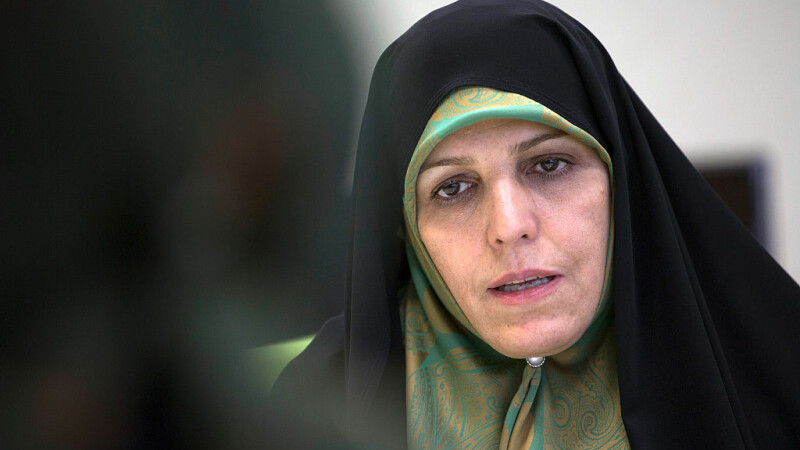 Fostă vicepreședintă din Iran, condamnată la 30 de luni de închisoare. Infracțiunile de care este acuzată