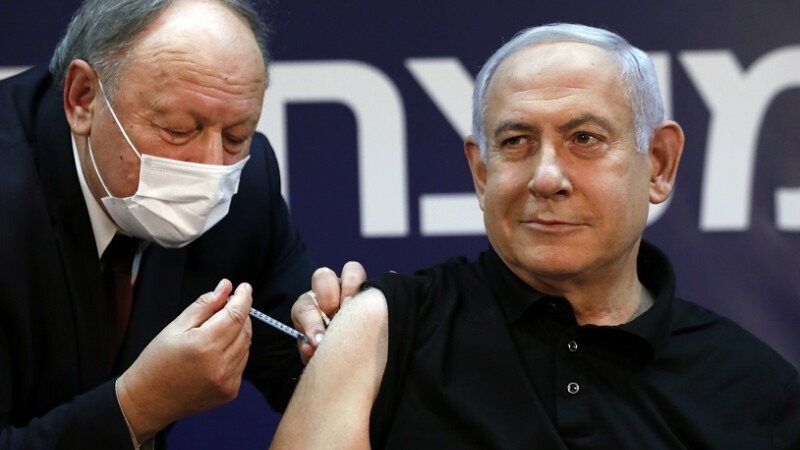 Netanyahu, primul cetăţean israelian vaccinat anti-COVID. 
