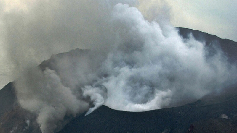 Erupție vulcanică în sudul Japoniei. Autoritățile au emis nivel de alertă ridicat
