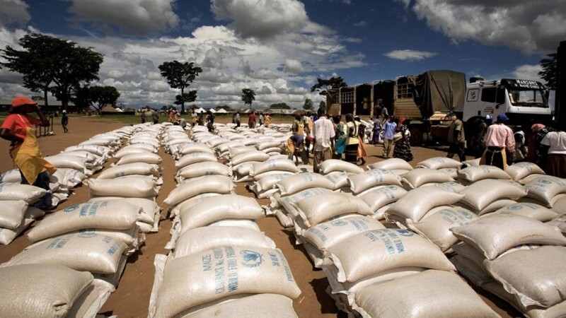 Caz șocant în Sudan. O grupare armată a furat aproape 2.000 de tone de ajutoare alimentare
