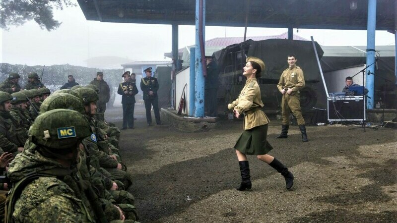 soldati rusi, dans