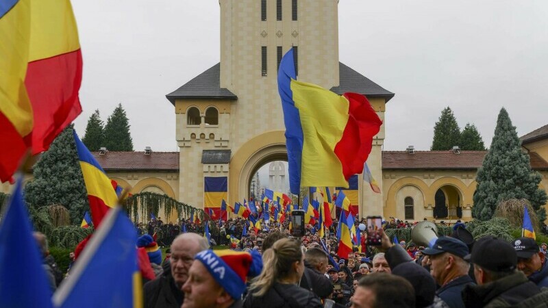 parada alba iulia 1 decembrie