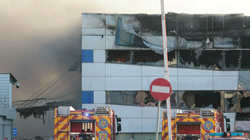 incendiu depozit sector 6