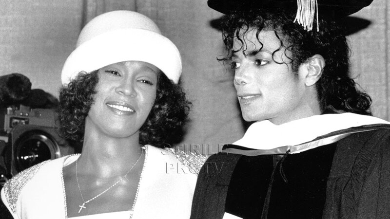 Whitney Houston si Michael Jackson