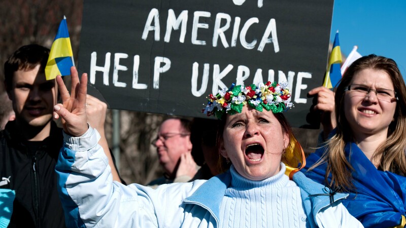 Manifestatie pro-Ucraina, in fata Casei Albe