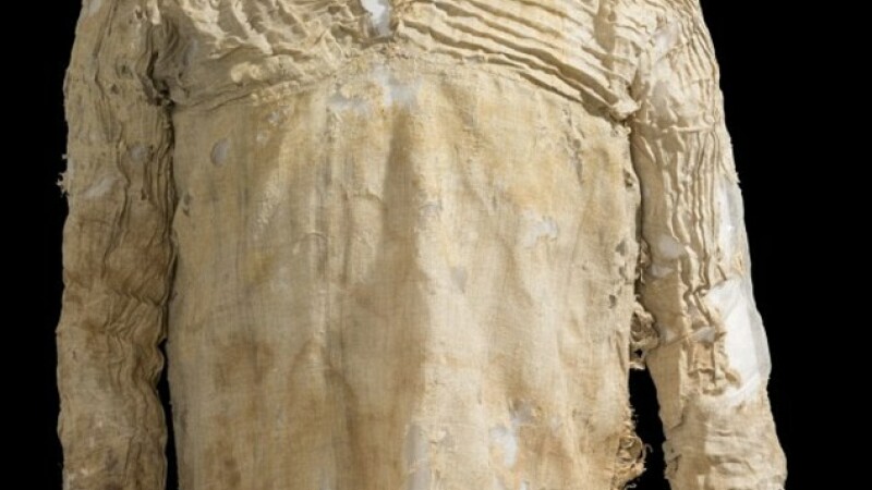 cea mai veche rochie din lume