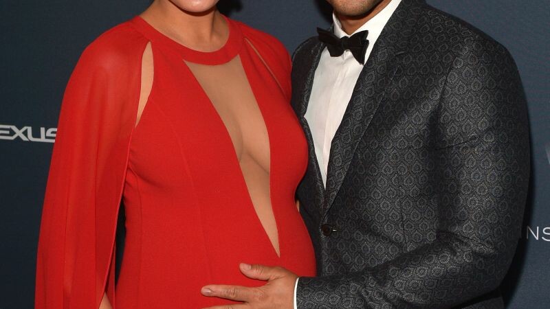 Chrissy Teigen si John Legend