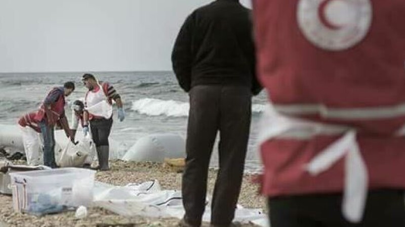 imigranti plaja Libia