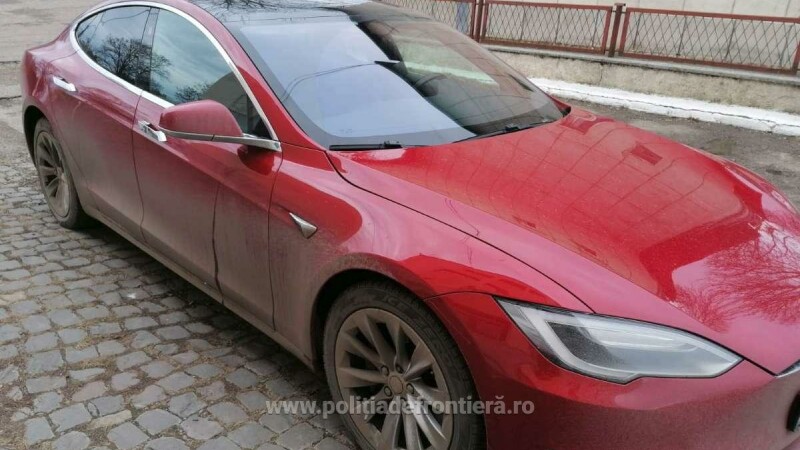 Autoturism Tesla confiscat de Poliția de Frontieră Iași - 3