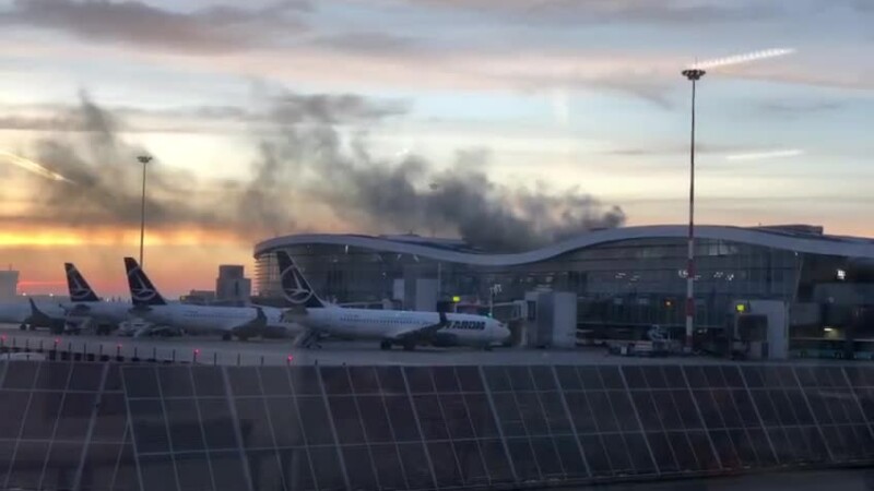 incendiu aeroport otopeni