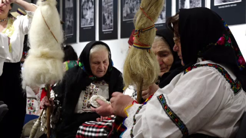Șezătoare ca pe vremea bunicilor, la Muzeul de Etnografie din Baia Mare