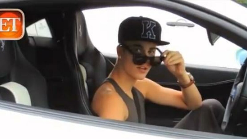 Justin Bieber in masina