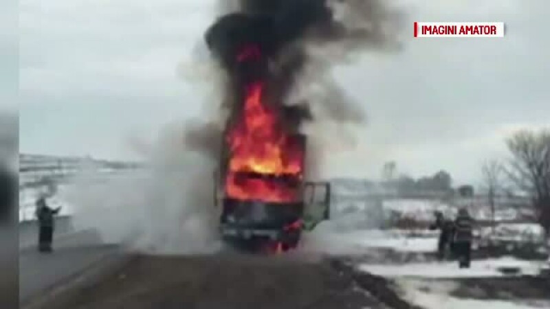 camion care a luat foc