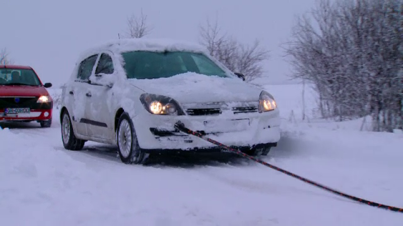 masina tractata din zapada