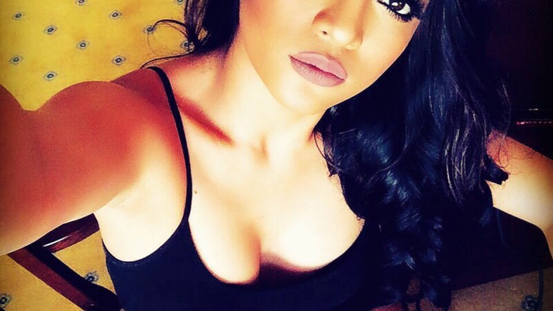 bella santiago