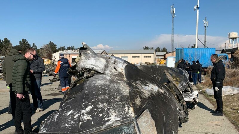 Imagini de la locul prăbuşirii avionului ucrainean în Iran, publicate de anchetatori - 5