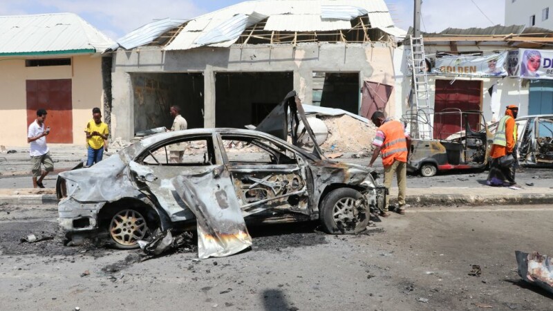 Atentat cu vehicul-capcană vizând cetăţeni turci, comis în Somalia de gruparea islamistă al-Shabaab
