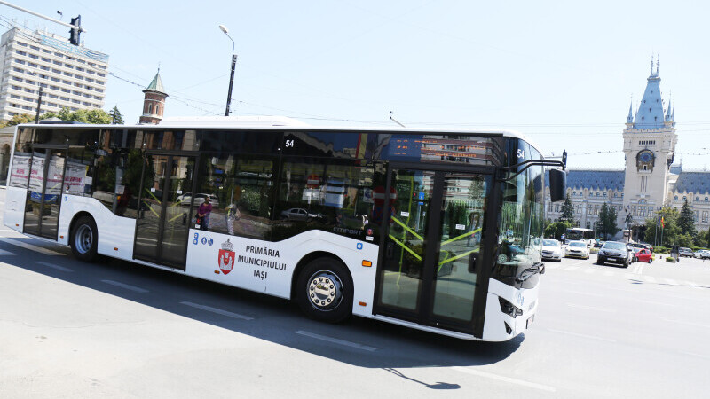 Infractorii din autobuzele ieșene, depistați cu o aplicație de pe telefonul mobil. Cum funcționează