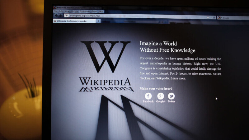 Wikipedia, celebra enciclopedie online gratuită, împlinește 20 de ani. ”Un mic miracol” în epoca giganților pro-profit