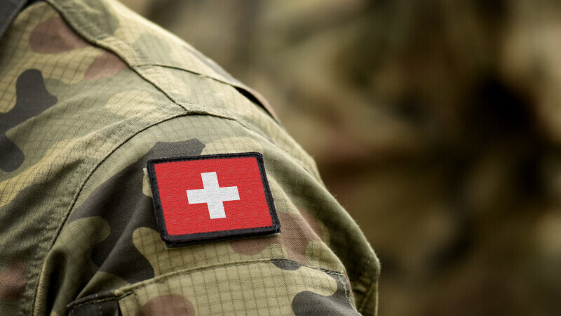 Elveţia a inventat serviciul militar la domiciliu. Cum se va desfășura