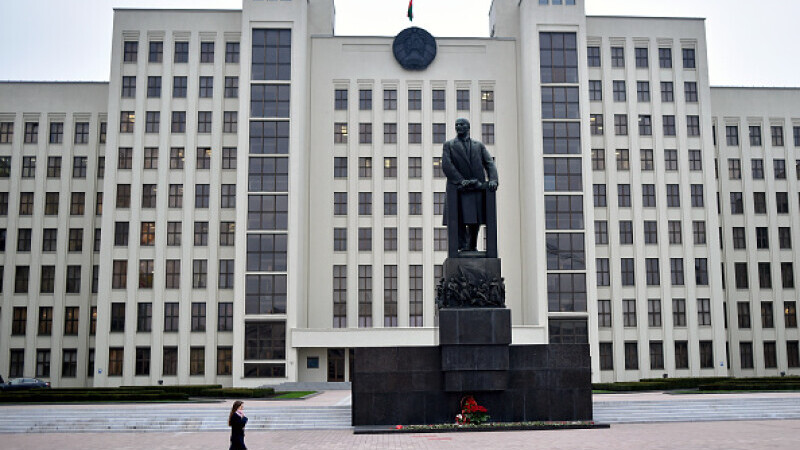 Un bărbat şi-a dat foc în faţa sediului guvernului din Belarus